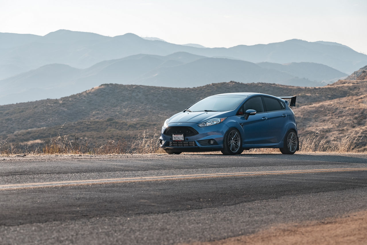 2015 Ford Fiesta - Motegi CM8 - Gray | Motegi Wheels